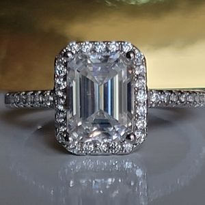 2CT Authentic Moissanite Diamond Emerald Ring